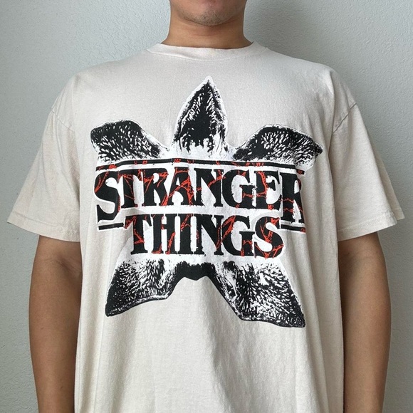Stranger Things Demogorgon AOP Graphics T-Shirt - Cream - Picture 5 of 6